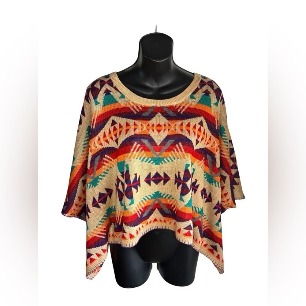 Blu Pepper Aztec cropped poncho featuring a Native American inspired geometric M